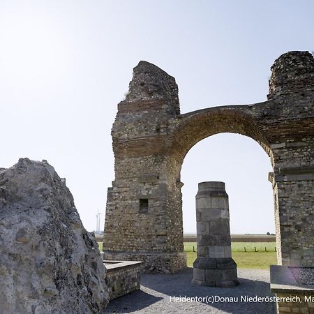 Apartmán Am Arkadenhof Deutsch Haslau Exteriér fotografie